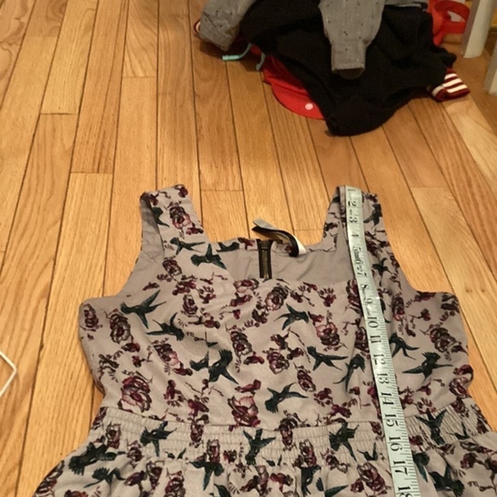 Gray Bird and Flower Dress - Picture 10 of 10